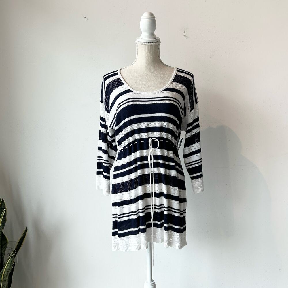 L Motherhood Black-white Stripe Top